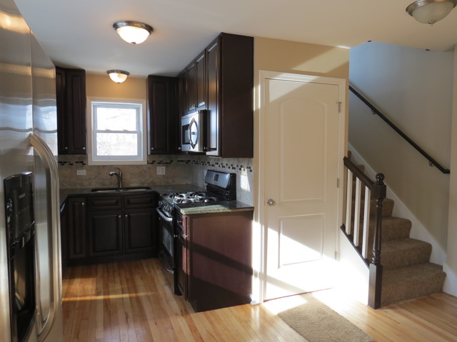 423 Table St, Lockport, IL 60441 photo 15