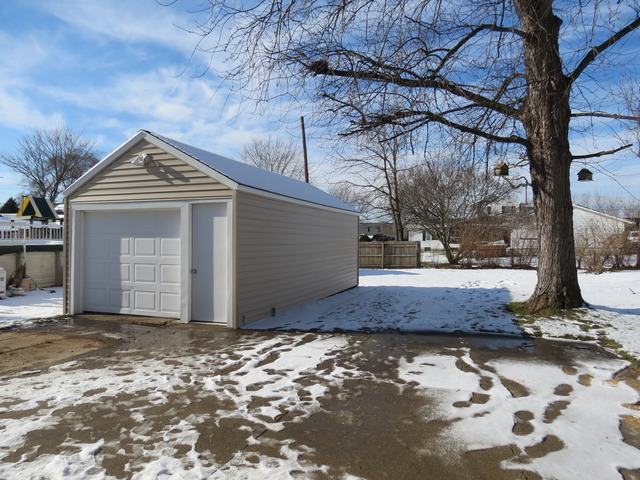 423 Table St, Lockport, IL 60441 photo 19