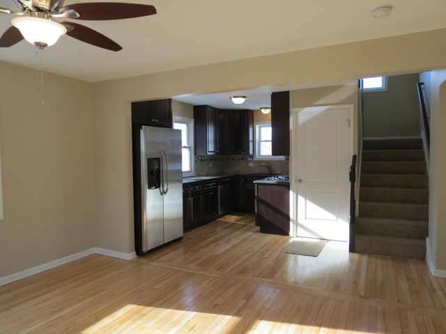 423 Table St, Lockport, IL 60441 photo 13