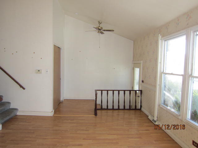303 Dover Dr, Des Plaines, IL 60018 photo 3