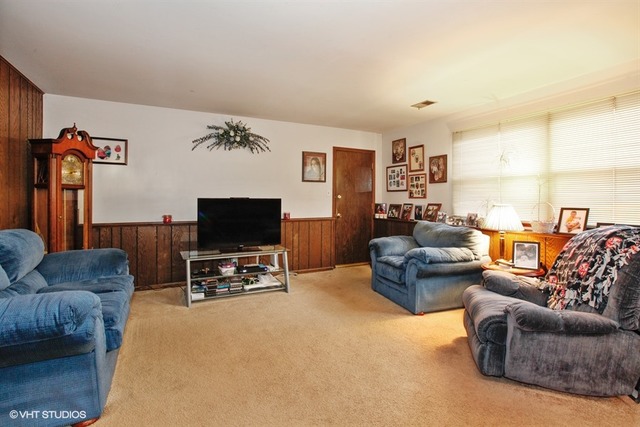 108 Prairie Dr, Minooka, IL 60447 photo 5