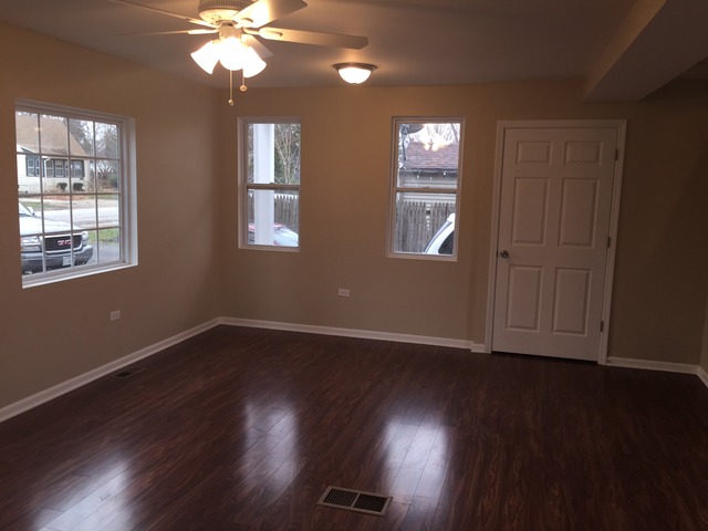 1139 Bangs St, Aurora, IL 60505 photo 7
