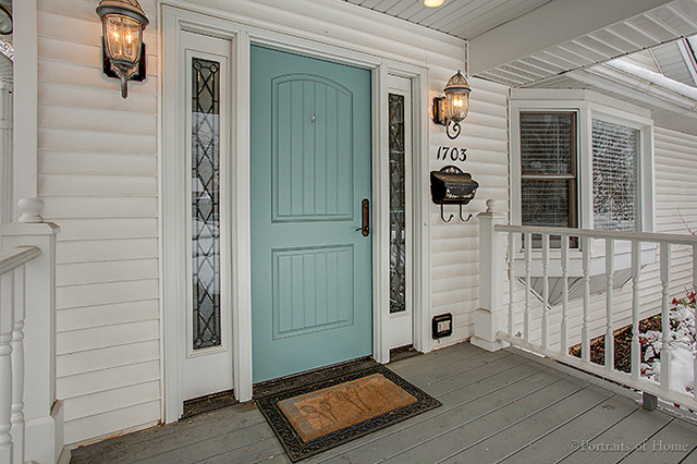 1703 E Indiana St, Wheaton, IL 60187 photo 2