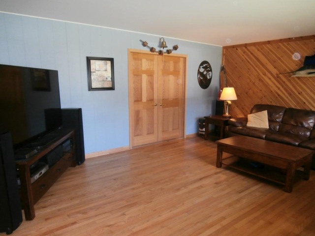 209 Croyden St, Spring Grove, IL 60081 photo 6