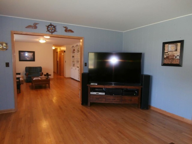 209 Croyden St, Spring Grove, IL 60081 photo 7