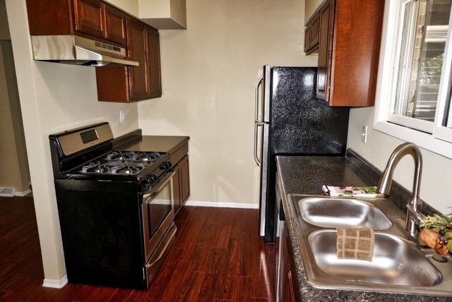 15216 Ridgeway Ave, Midlothian, IL 60445 photo 5