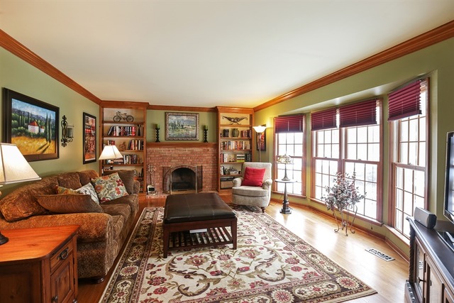 3660 Persimmon Dr, Algonquin, IL 60102 photo 3