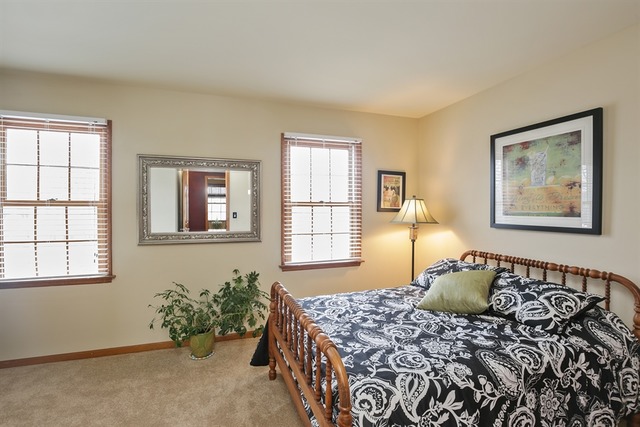 3660 Persimmon Dr, Algonquin, IL 60102 photo 5