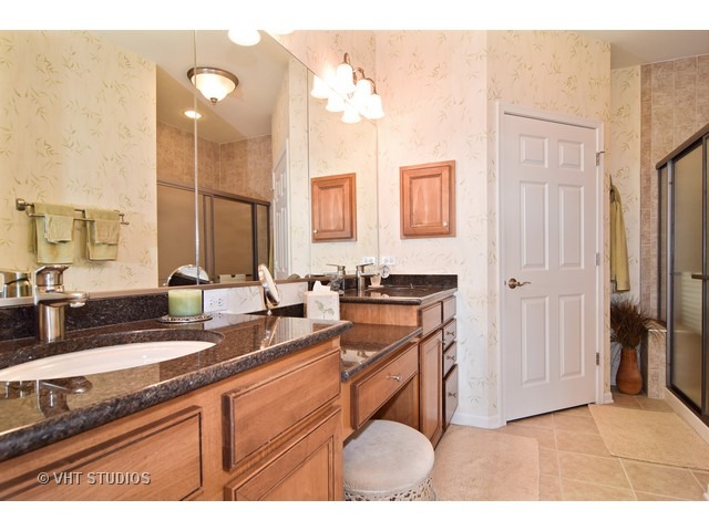 181 Partridge Ln #1B, Bartlett, IL 60103 photo 8