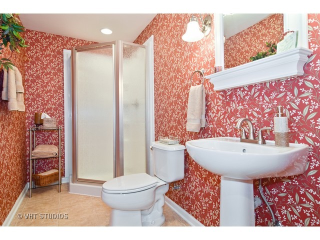 181 Partridge Ln #1B, Bartlett, IL 60103 photo 16