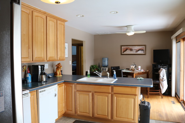 4710 Ashley Dr, Mchenry, IL 60050 photo 4