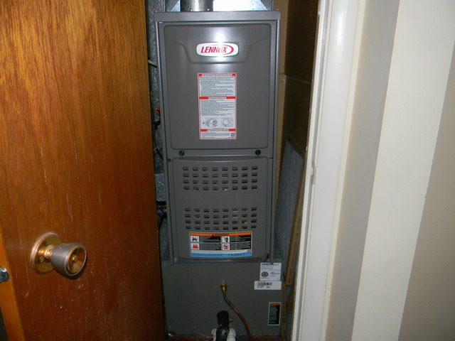 4710 Ashley Dr, Mchenry, IL 60050 photo 14