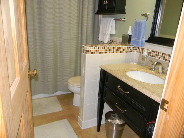 4710 Ashley Dr, Mchenry, IL 60050 photo 9