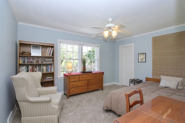 48 Briar Rd, Golf, IL 60029 photo 12