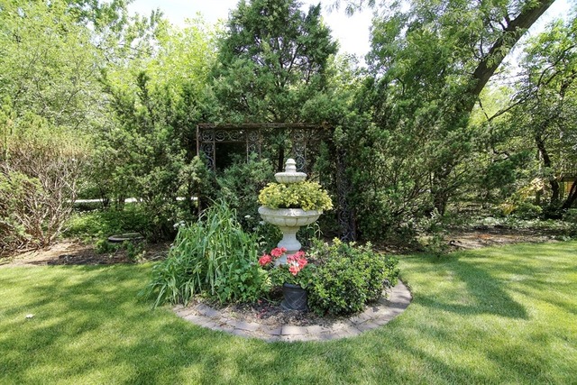 48 Briar Rd, Golf, IL 60029 photo 17