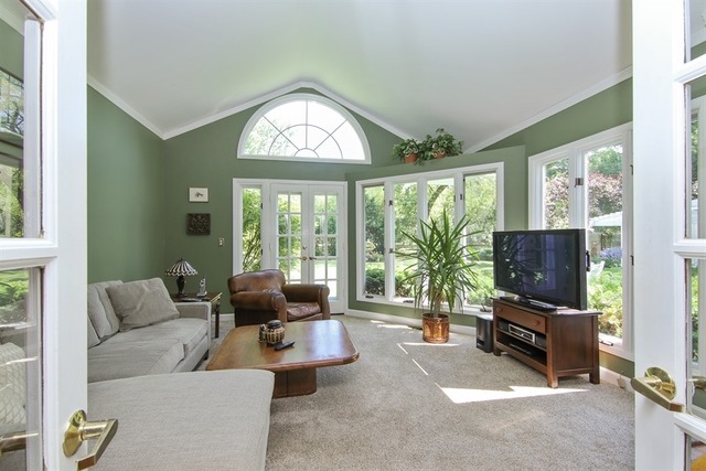 48 Briar Rd, Golf, IL 60029 photo 7