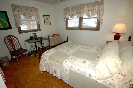 881 Deborah Ave, Elgin, IL 60123 photo 8
