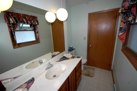 881 Deborah Ave, Elgin, IL 60123 photo 6