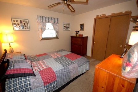 881 Deborah Ave, Elgin, IL 60123 photo 7