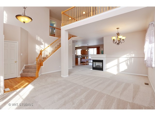 1912 Trappers Ct, Mchenry, IL 60050 photo 3