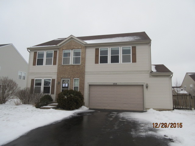 1010 Griffith Ave, Elburn, IL 60119 photo 1