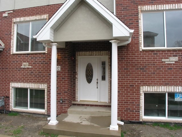 7210 W 83rd St, Bridgeview, IL 60455 photo 2