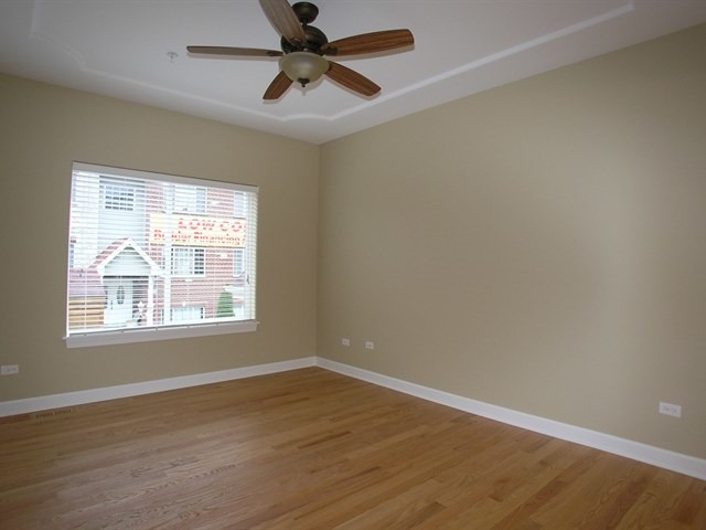 7210 W 83rd St, Bridgeview, IL 60455 photo 4