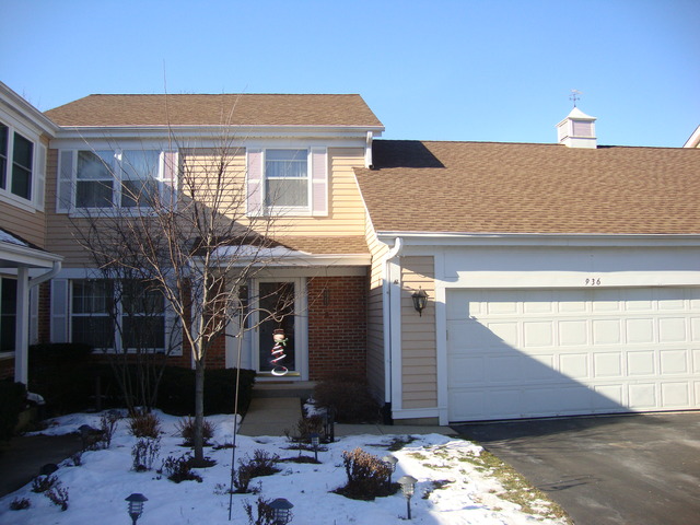 936 Adare Dr, Wheaton, IL 60189 photo 1
