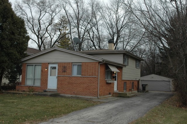 711 E Main St, Barrington, IL 60010 photo 1