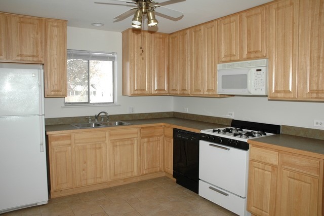 711 E Main St, Barrington, IL 60010 photo 4