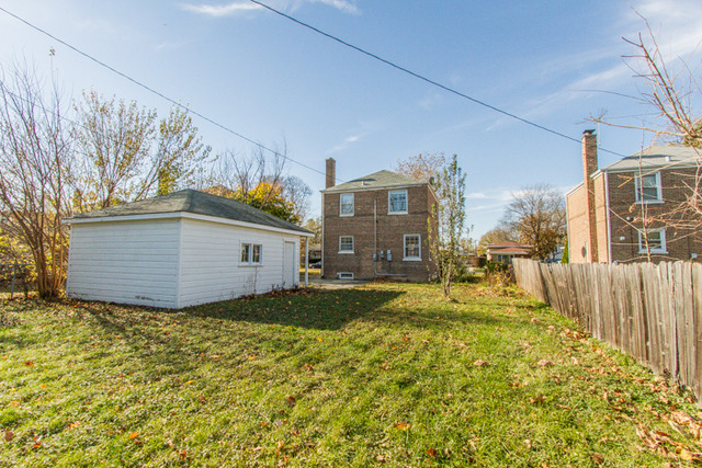 2413 S 10th Ave, Broadview, IL 60155 photo 25