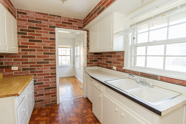 2413 S 10th Ave, Broadview, IL 60155 photo 8