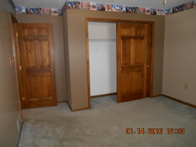 3213 W Lorient Dr, Mchenry, IL 60050 photo 11