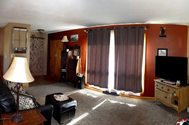 1308 Long Ct, Sterling, IL 61081 photo 2