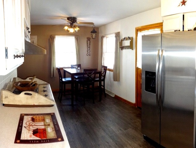 1308 Long Ct, Sterling, IL 61081 photo 6