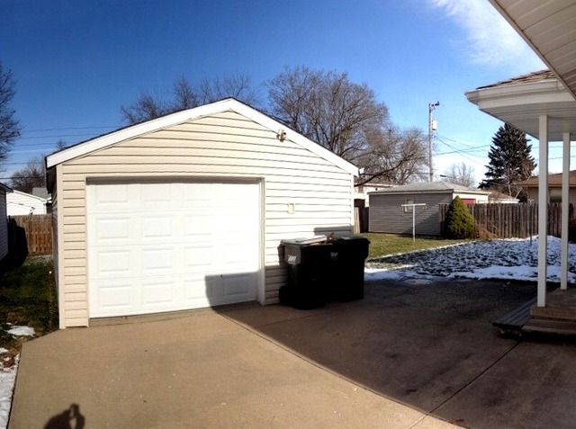 1308 Long Ct, Sterling, IL 61081 photo 22