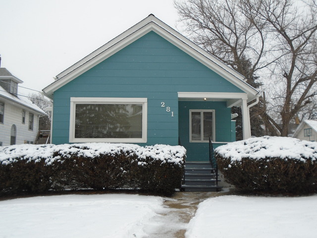 281 Villa St, Elgin, IL 60120 photo 2