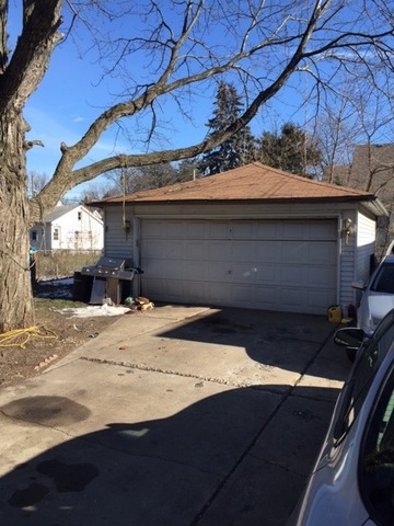 648 S 4th St, Aurora, IL 60505 photo 3