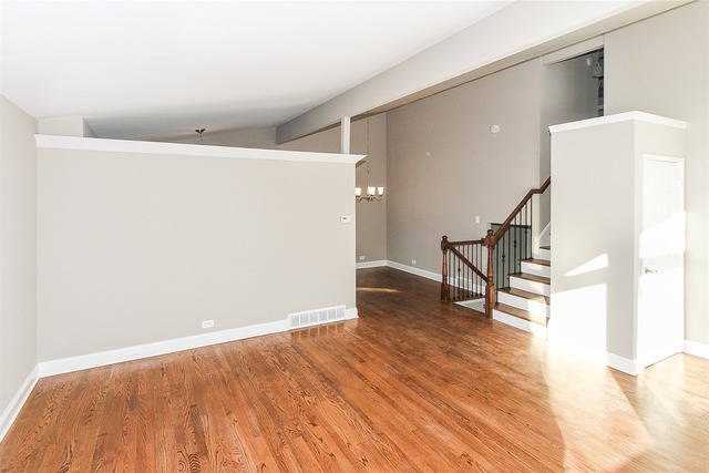 642 Clearview Dr, Glenview, IL 60025 photo 4