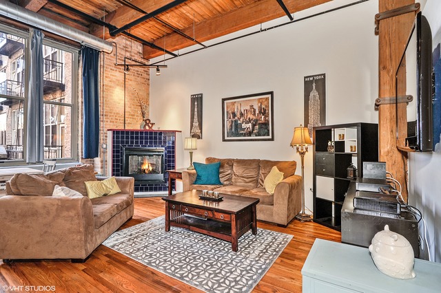 1500 W Monroe St #404, Chicago, IL 60607 photo 2
