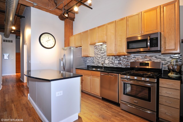 1500 W Monroe St #404, Chicago, IL 60607 photo 8