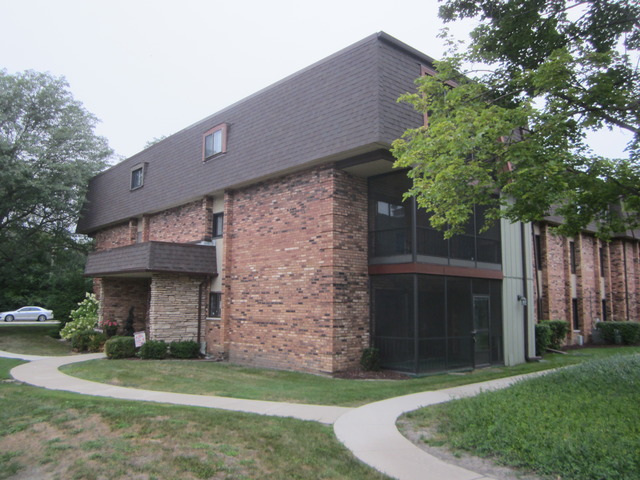 9197 North Rd #F, Palos Hills, IL 60465 photo 1