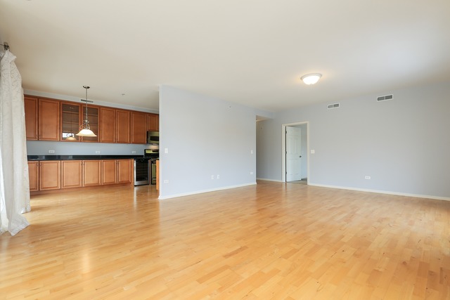 1277 E Thacker St #307, Des Plaines, IL 60016 photo 5