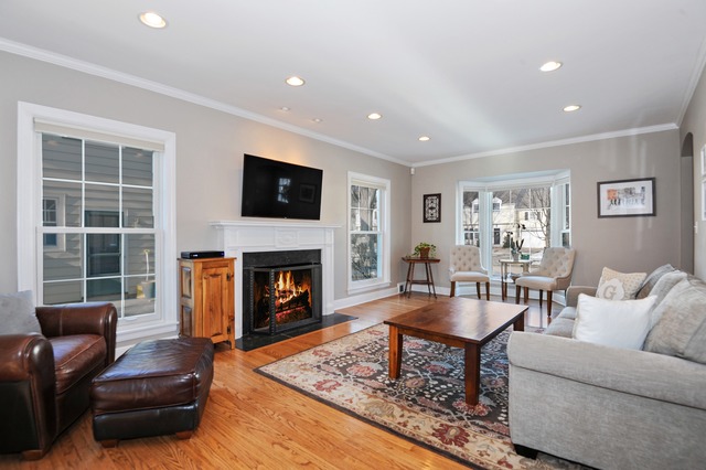 2139 Thornwood Ave, Wilmette, IL 60091 photo 2