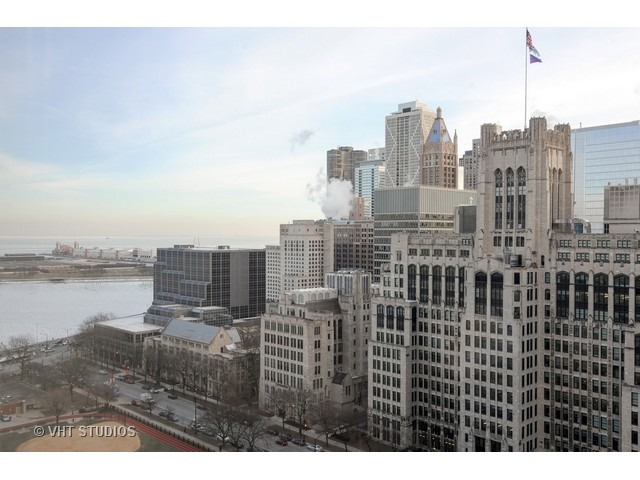 222 E Pearson St #2304, Chicago, IL 60611 photo 11