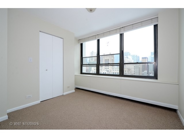 222 E Pearson St #2304, Chicago, IL 60611 photo 8
