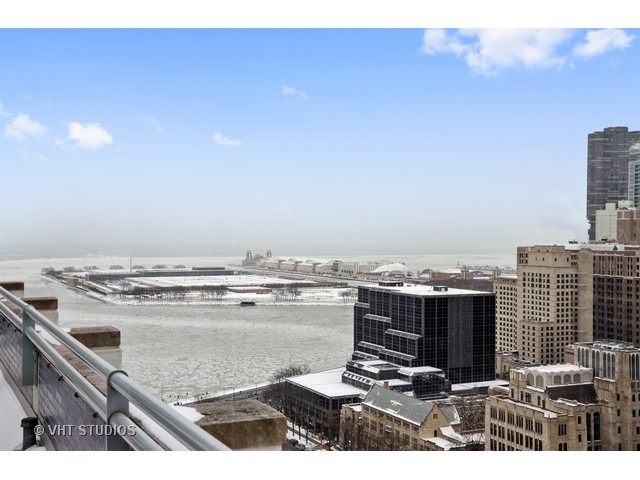 222 E Pearson St #2304, Chicago, IL 60611 photo 13