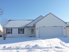 800 Rose Ln, Harvard, IL 60033 photo 1