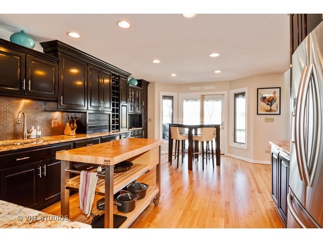 1291 Cranbrook Cir, Aurora, IL 60502 photo 6