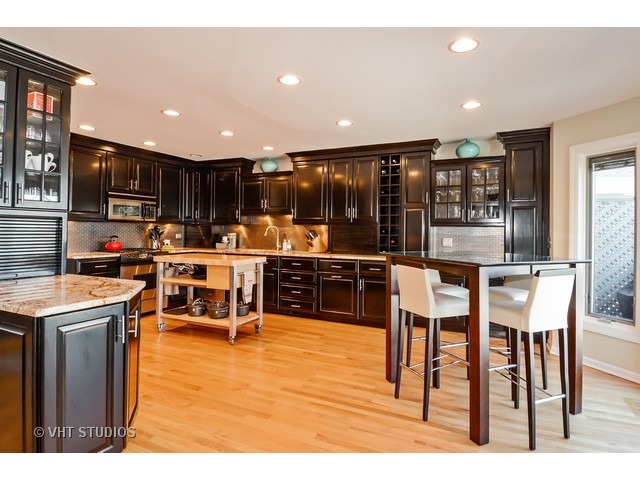 1291 Cranbrook Cir, Aurora, IL 60502 photo 8